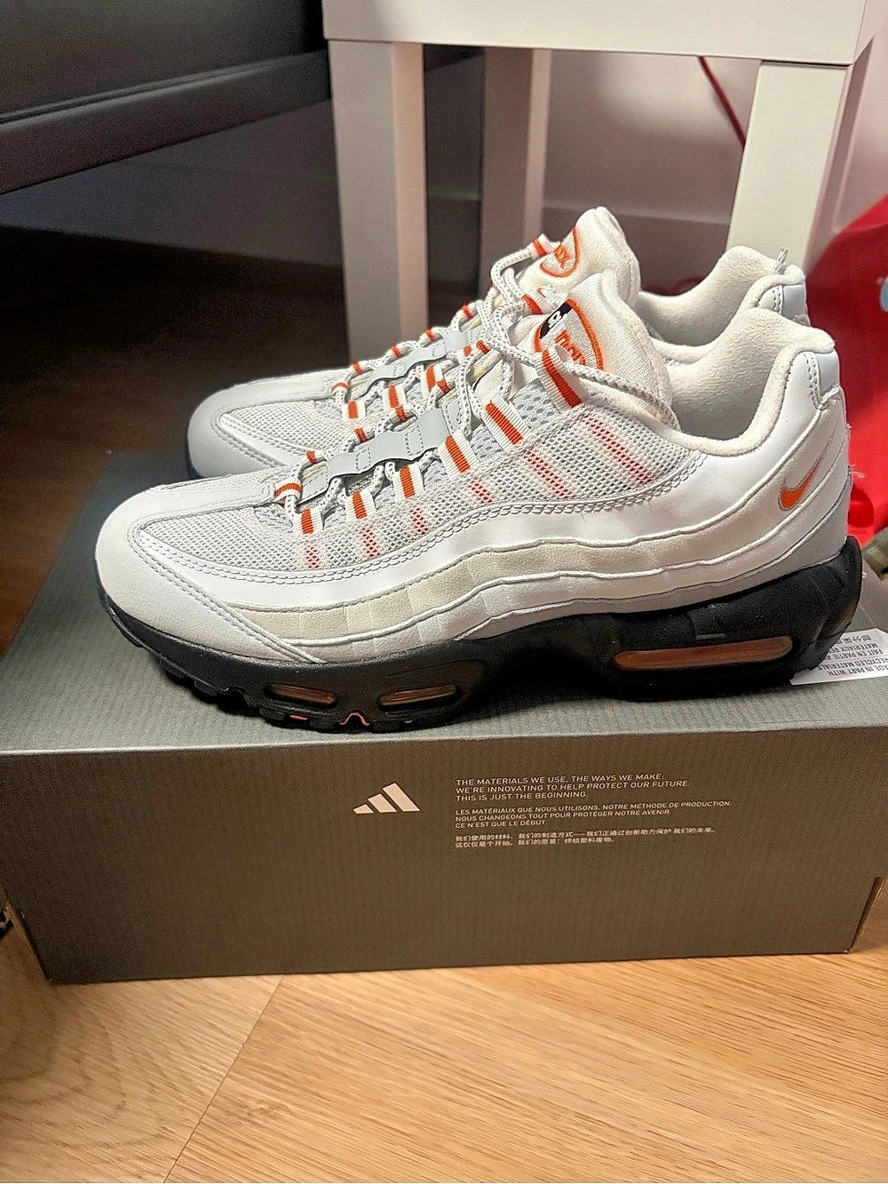 Nike Air Max 95 Sneakers US 8.5 White & Orange